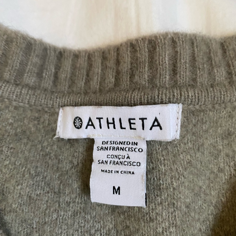Athleta Hawthorn Leopard Print Extra Fine Merino Wool Blend Sweater Medium - Picture 10 of 13